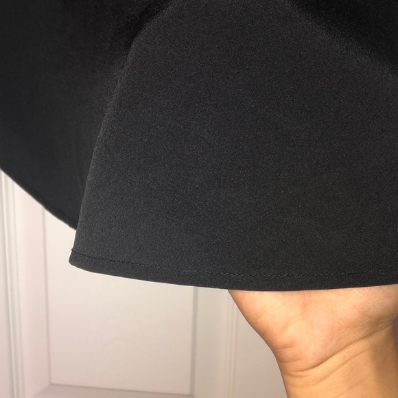 Banana republic dark grey mesh top - Picture 4 of 4